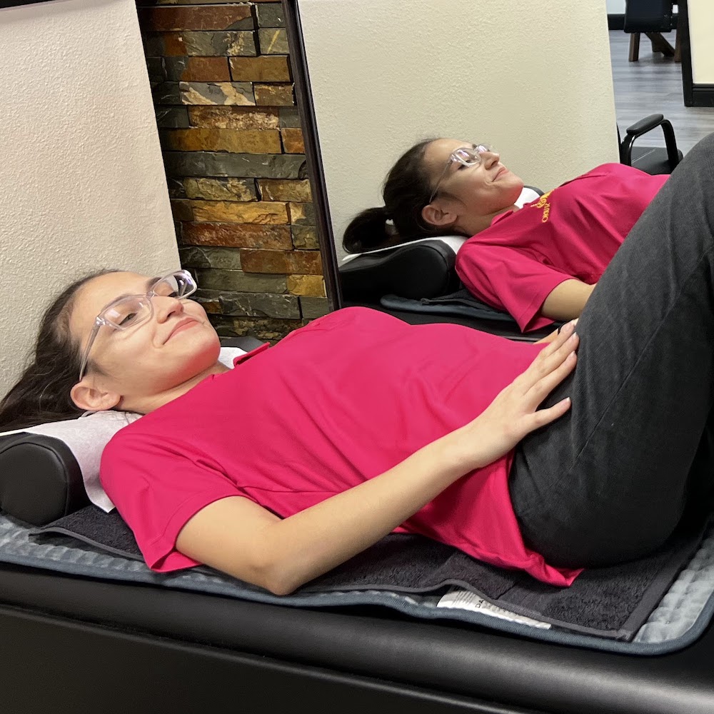 female patient, spinal decompression treatment
